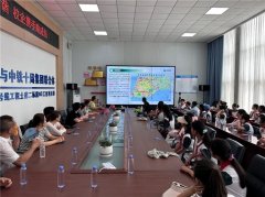 “建设科普进工地”观摩活动：校企携手助成长